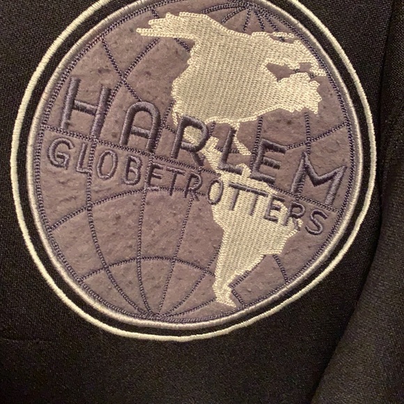 Fubu - Picture 2 of 12